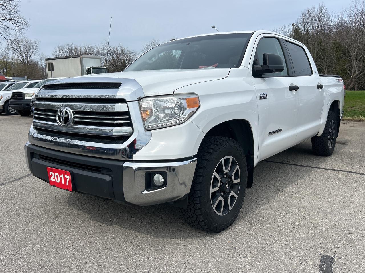 2017 Toyota Tundra SR5 TRD, SUNROOF, NAV, HEATED CLOTH, BACK UP CAM! Photo