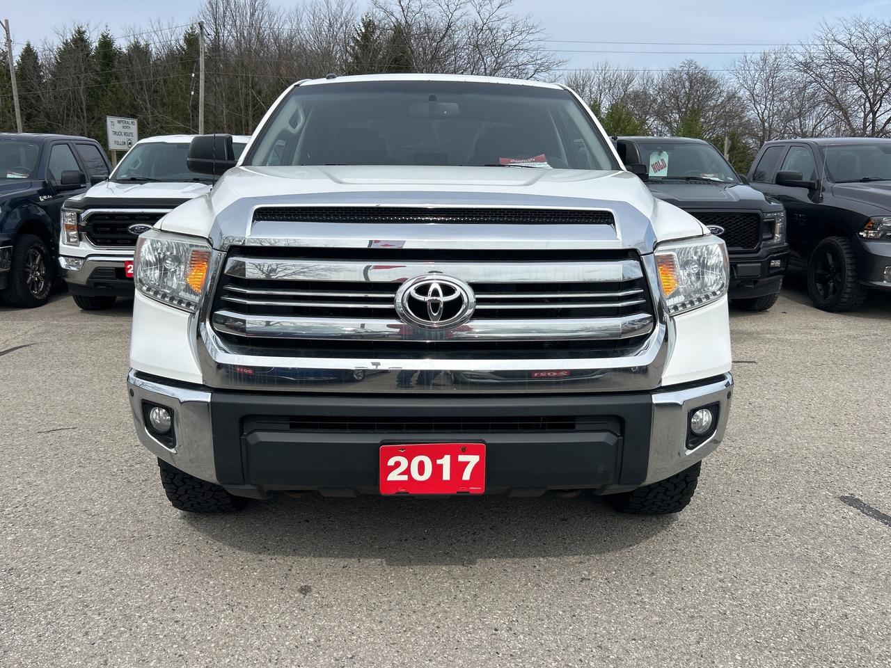 2017 Toyota Tundra SR5 TRD, SUNROOF, NAV, HEATED CLOTH, BACK UP CAM! Photo
