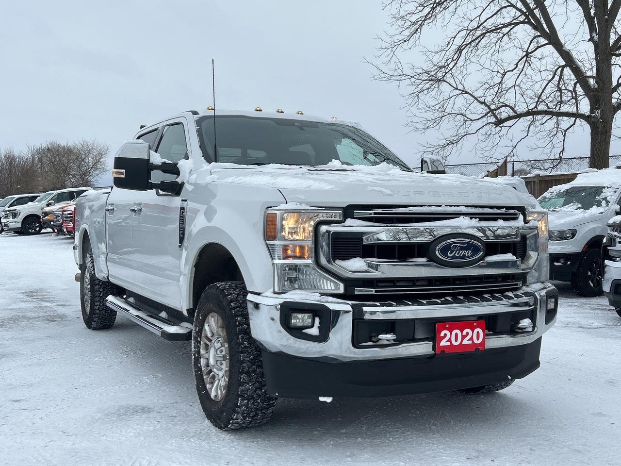 2020 Ford F-250 XLT, GAS, NEW ENGINE AT 183 000 KMS, REMOTE START! - Photo #4