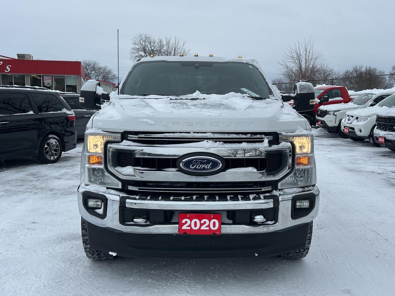 2020 Ford F-250 XLT, GAS, NEW ENGINE AT 183 000 KMS, REMOTE START! - Photo #3