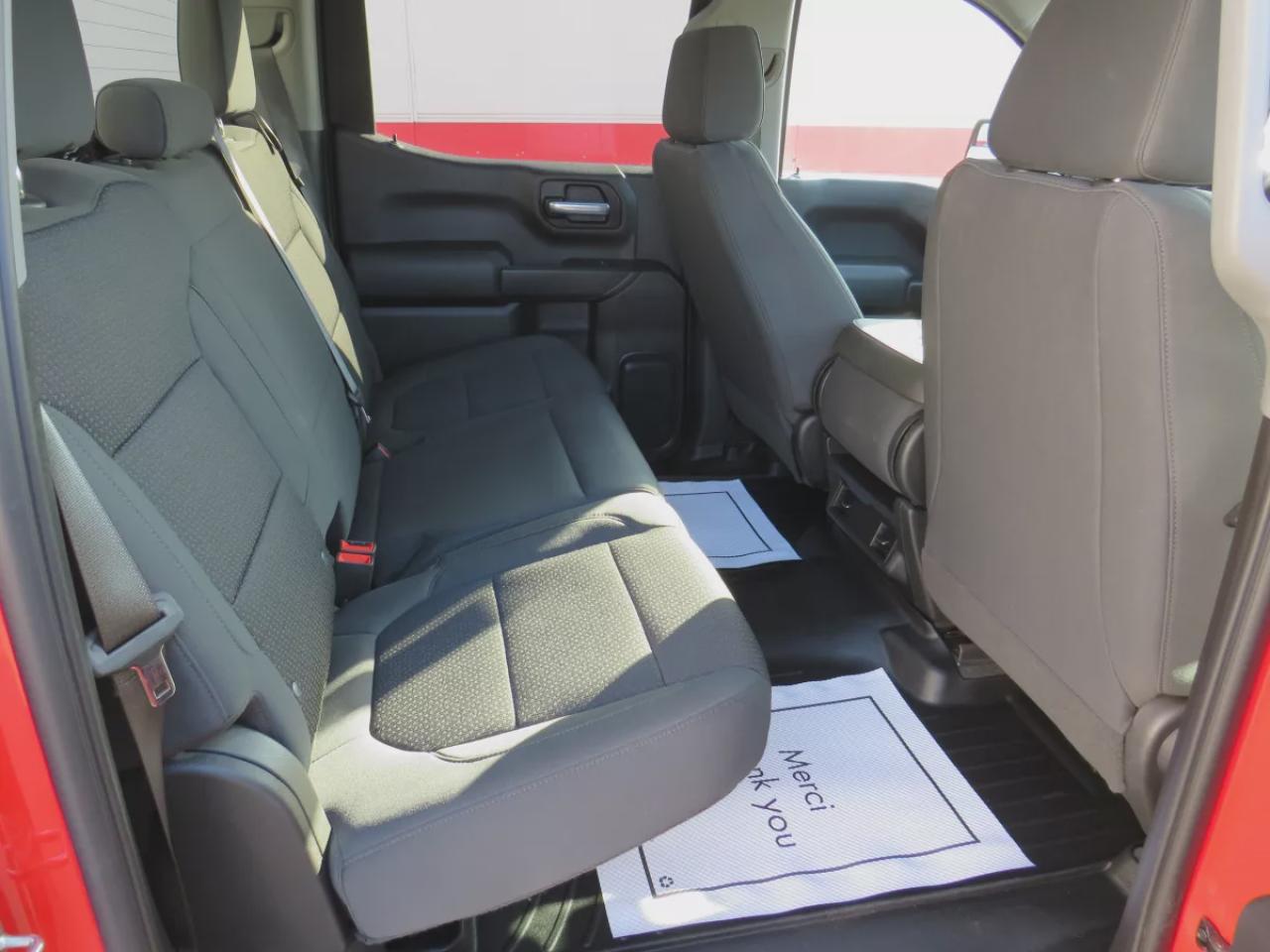 2021 Chevrolet Silverado 1500 Custom (**SAFETY/CERTIFIED!!**CLEAN TITLE/NO ACCIDENTS!!**4X4**TRAILER HITCH**BOXLINER**TONNEAU COVER**RUNNING BOARDS**AUTO HEADLIGHTS**BACKUP CAMERA**DIGITAL TOUCHSCREEN**USB/AUX PORT**CRUISE CONTROL**POWER WINDOWS**POWER LOCKS**BLUETOOTH**WEATHER TECH M Photo