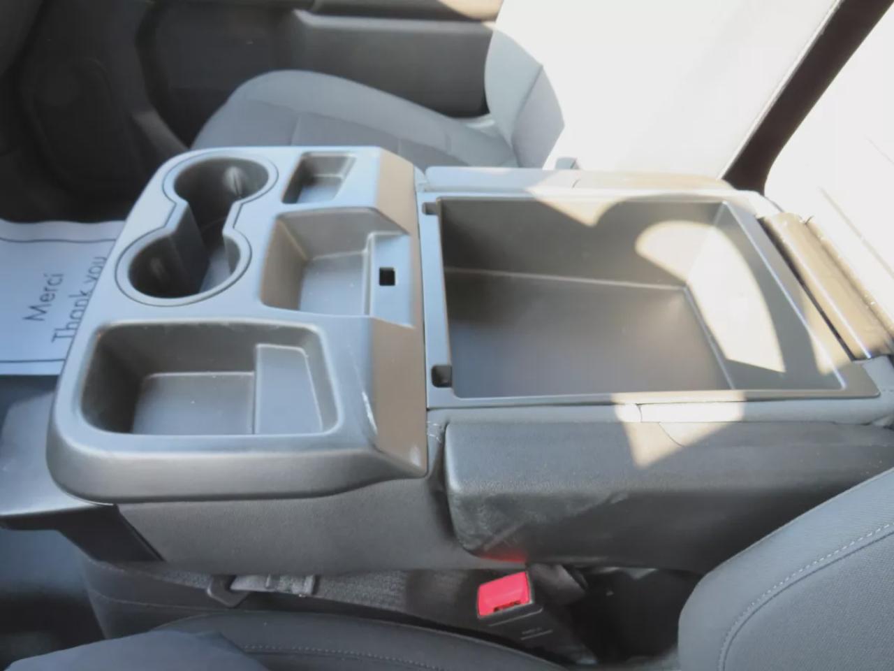 2021 Chevrolet Silverado 1500 Custom (**SAFETY/CERTIFIED!!**CLEAN TITLE/NO ACCIDENTS!!**4X4**TRAILER HITCH**BOXLINER**TONNEAU COVER**RUNNING BOARDS**AUTO HEADLIGHTS**BACKUP CAMERA**DIGITAL TOUCHSCREEN**USB/AUX PORT**CRUISE CONTROL**POWER WINDOWS**POWER LOCKS**BLUETOOTH**WEATHER TECH M Photo