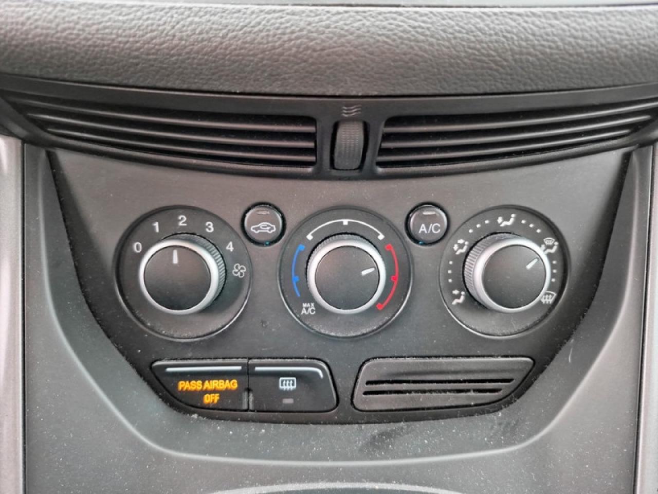 2015 Ford Escape SE Photo