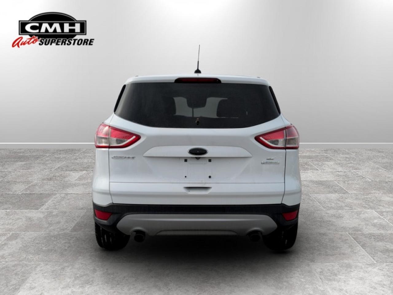 2015 Ford Escape SE  **LOW MILEAGE** Photo