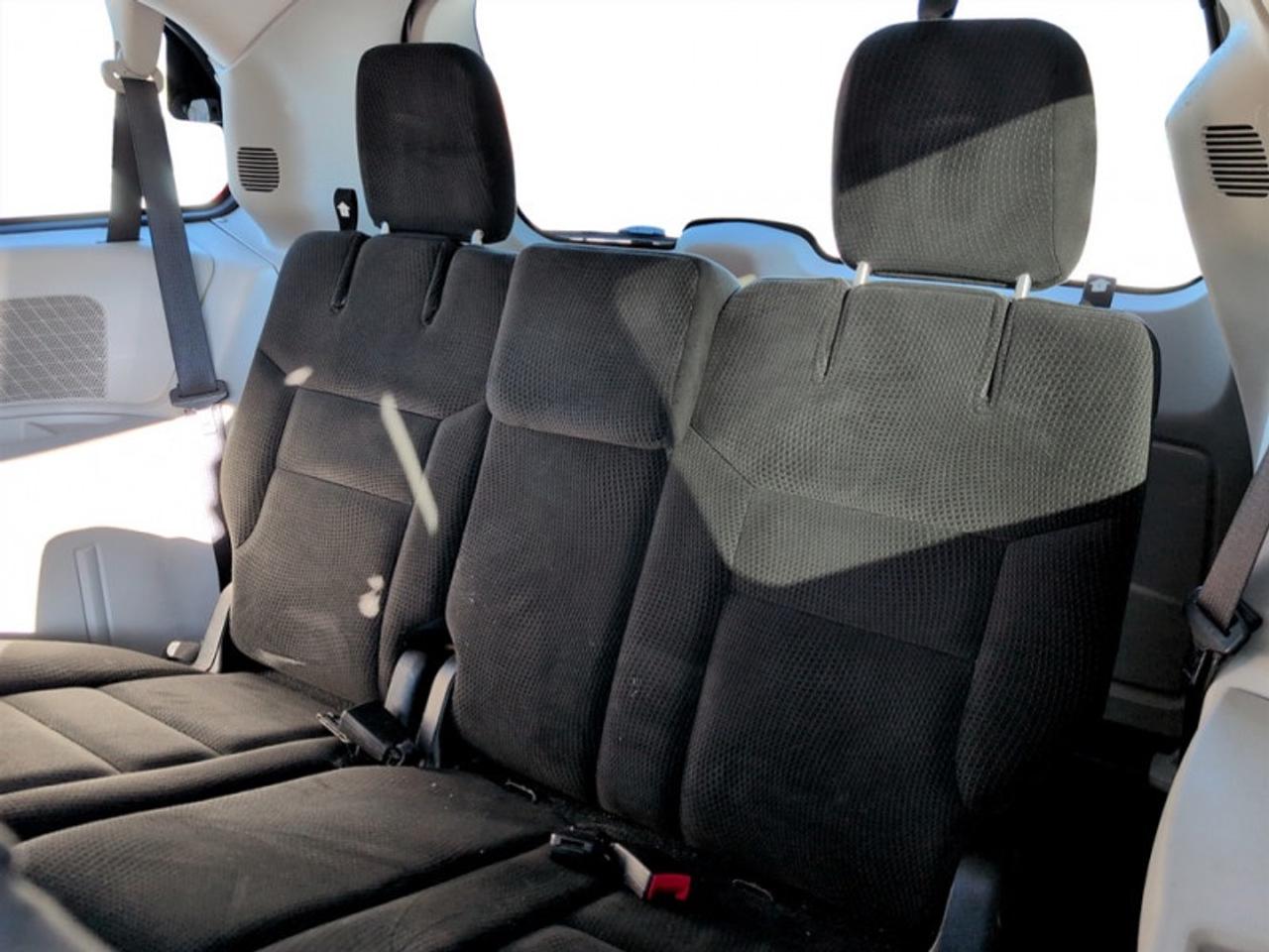 2017 Dodge Grand Caravan SXT Plus  **REAR ENTERTAINMENT GROUP** Photo