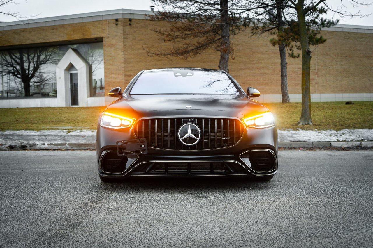 2024 Mercedes-Benz S-Class AMG S 63 E Photo