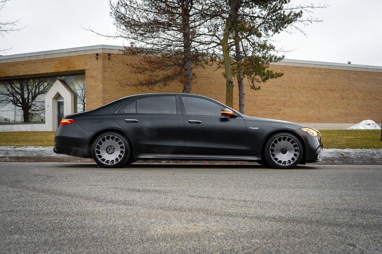 2024 Mercedes-Benz S-Class AMG S 63 E Photo