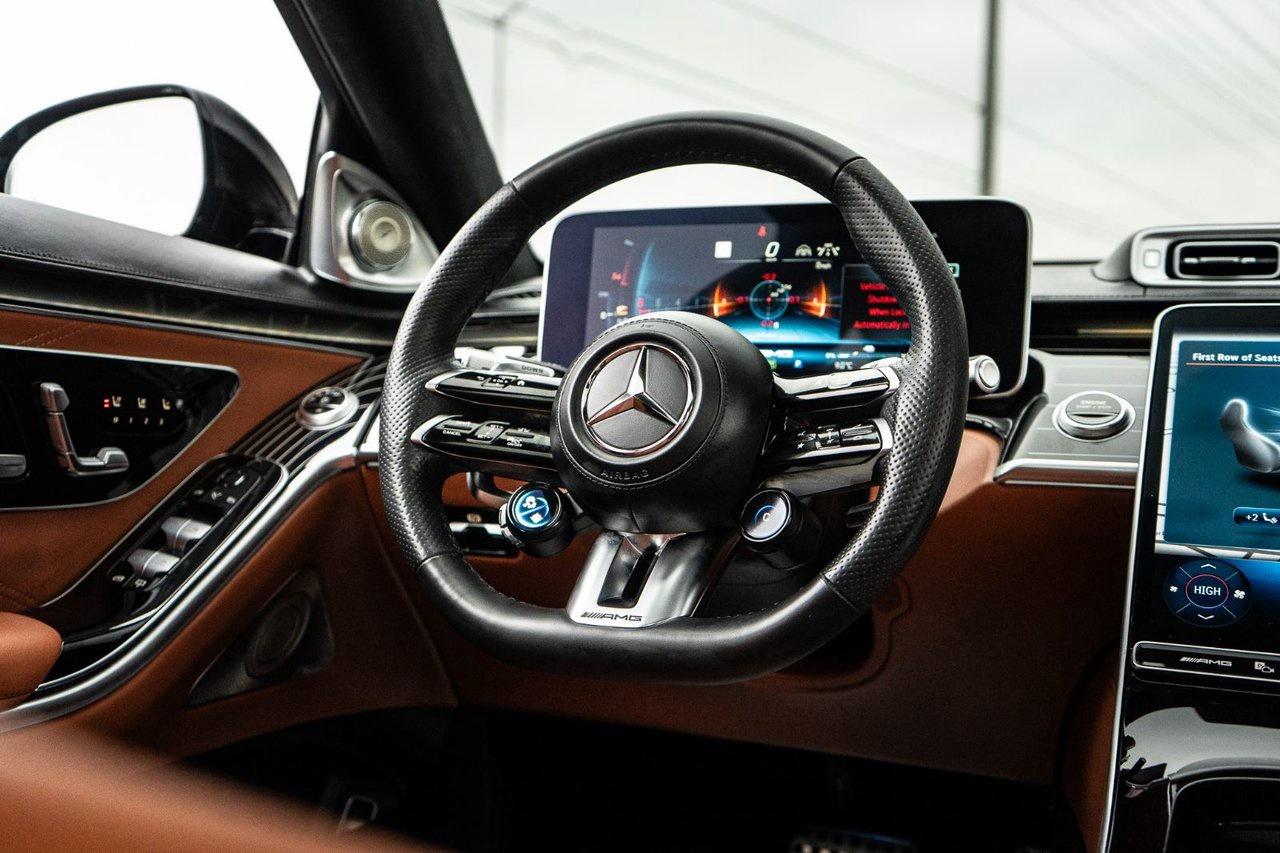 2024 Mercedes-Benz S-Class AMG S 63 E Photo