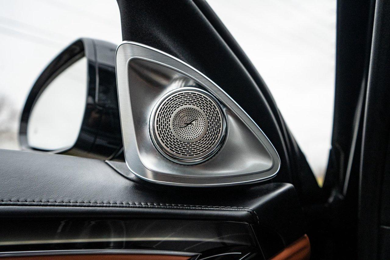 2024 Mercedes-Benz S-Class AMG S 63 E Photo