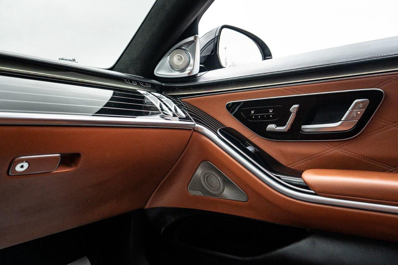 2024 Mercedes-Benz S-Class AMG S 63 E Photo