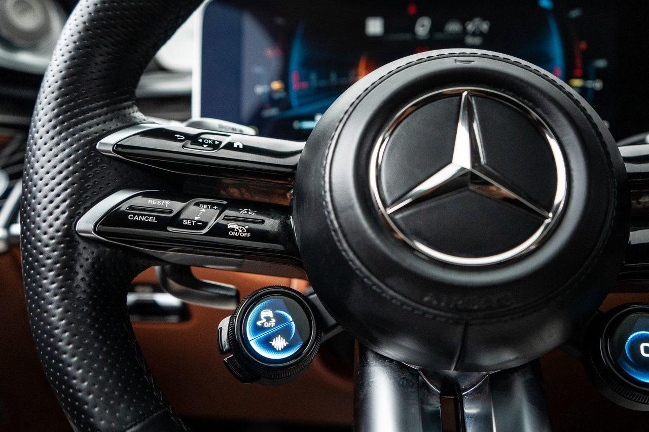 2024 Mercedes-Benz S-Class AMG S 63 E Photo
