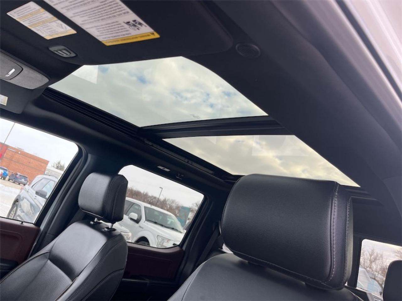 2023 Ford F-150 Lariat  - Leather Seats -  Cooled Seats Photo5