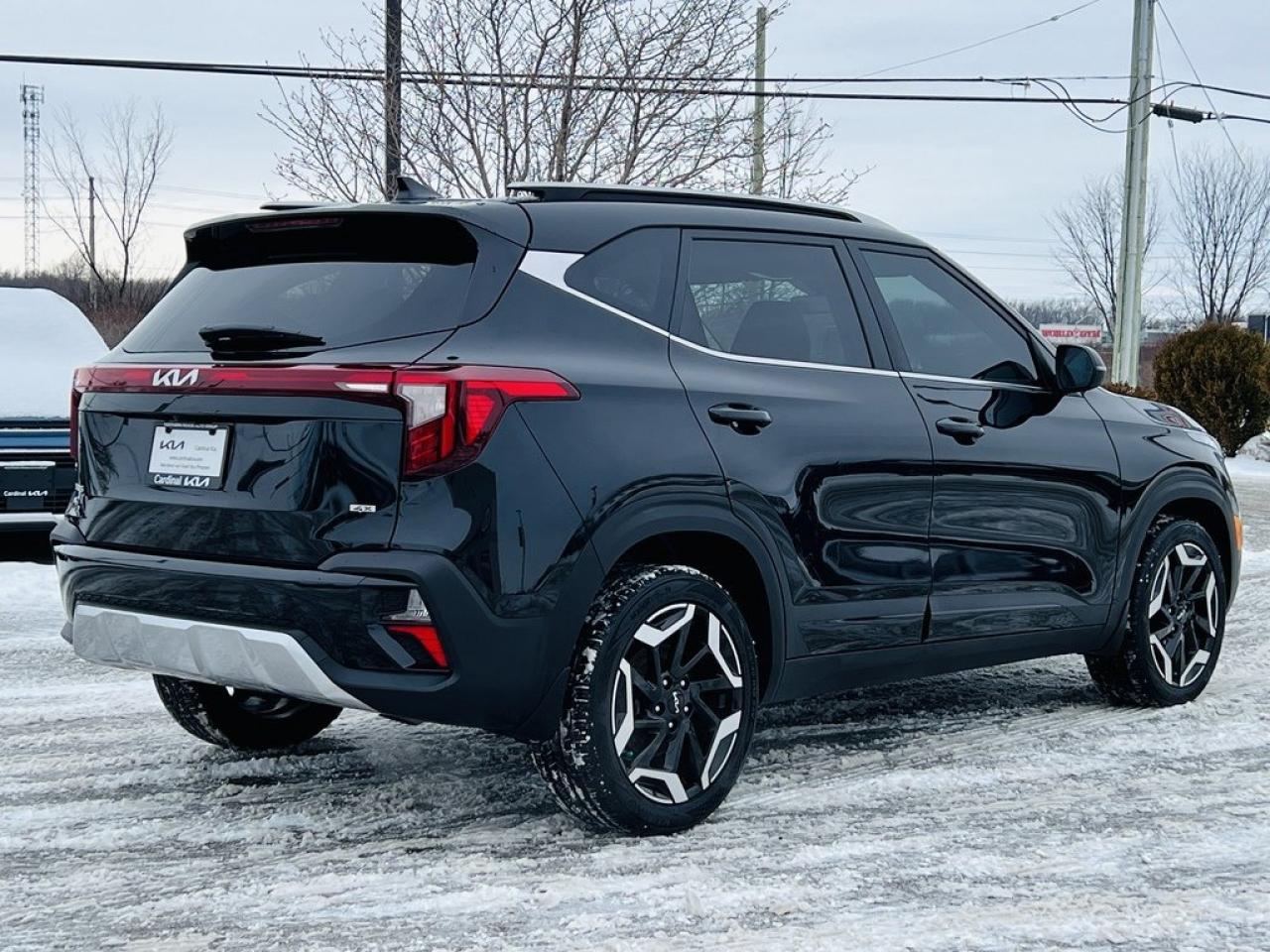 2024 Kia Seltos SX AWD   Leather, Remote Start, Sunroof Photo2