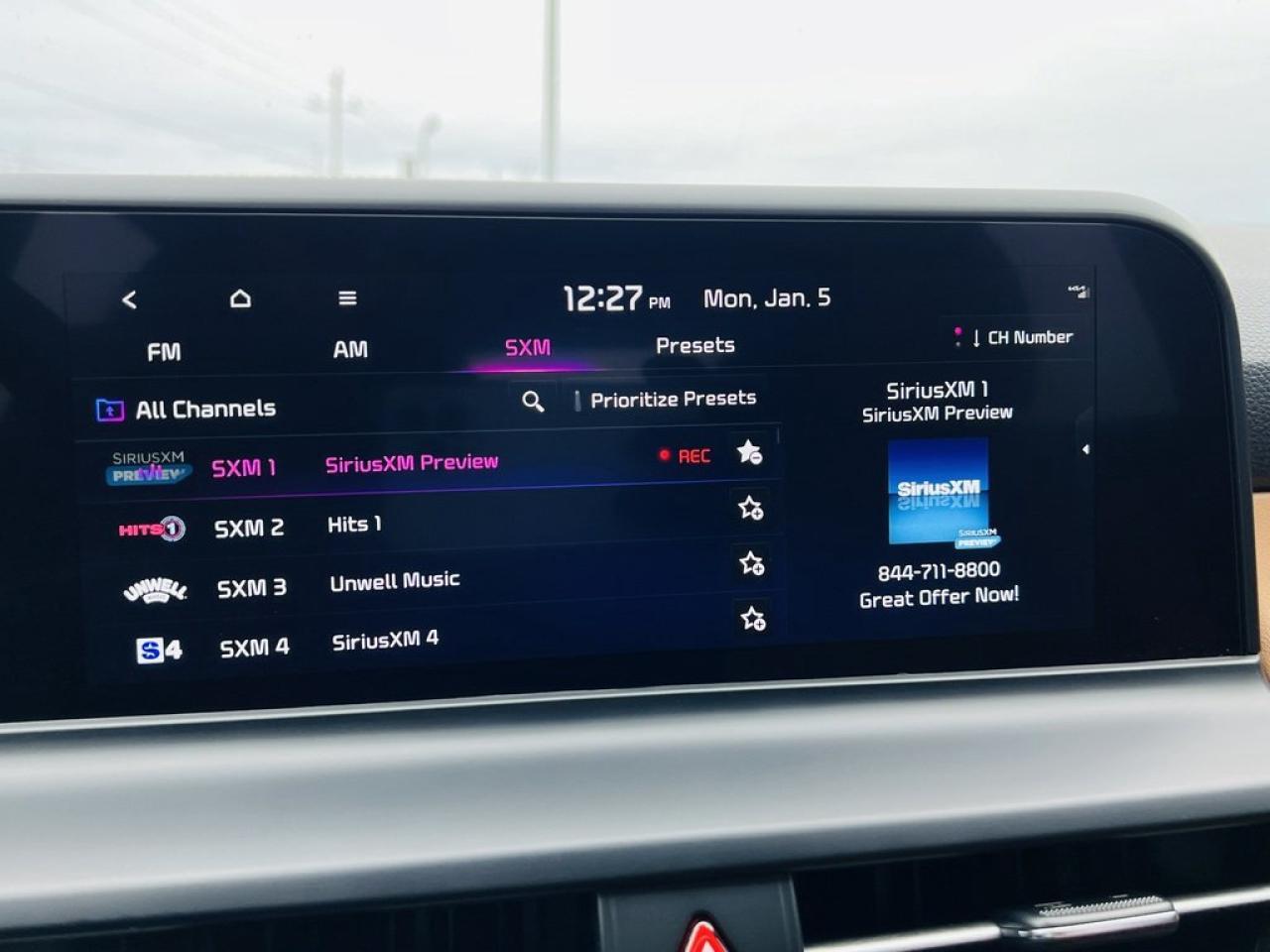 2024 Kia Seltos SX AWD   Leather, Remote Start, Sunroof Photo