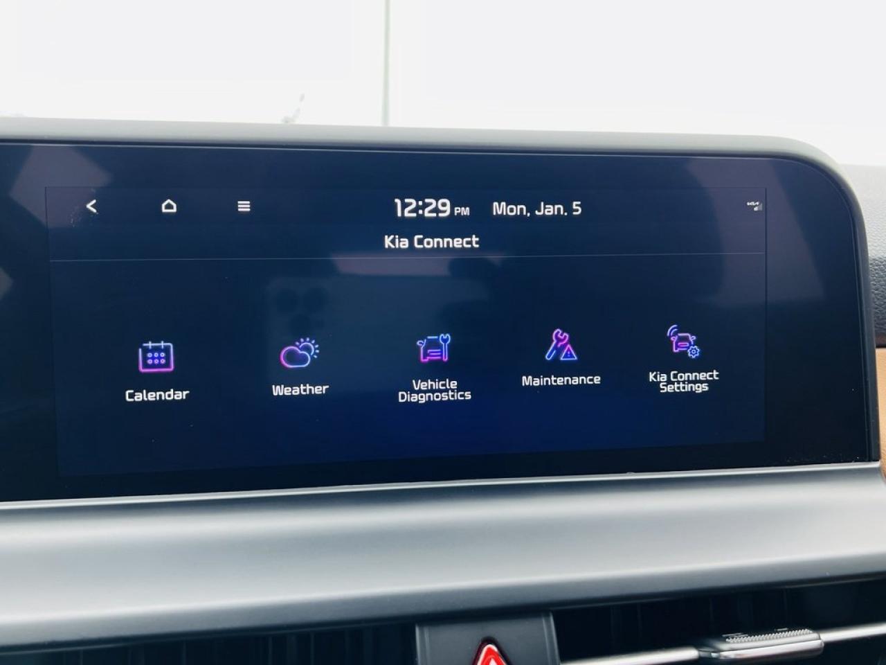 2024 Kia Seltos SX AWD   Leather, Remote Start, Sunroof Photo