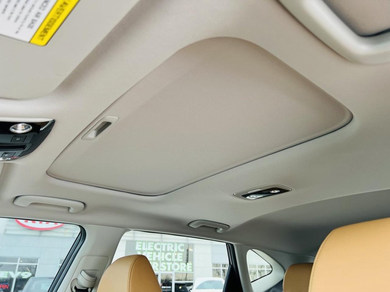 2024 Kia Seltos SX AWD   Leather, Remote Start, Sunroof Photo