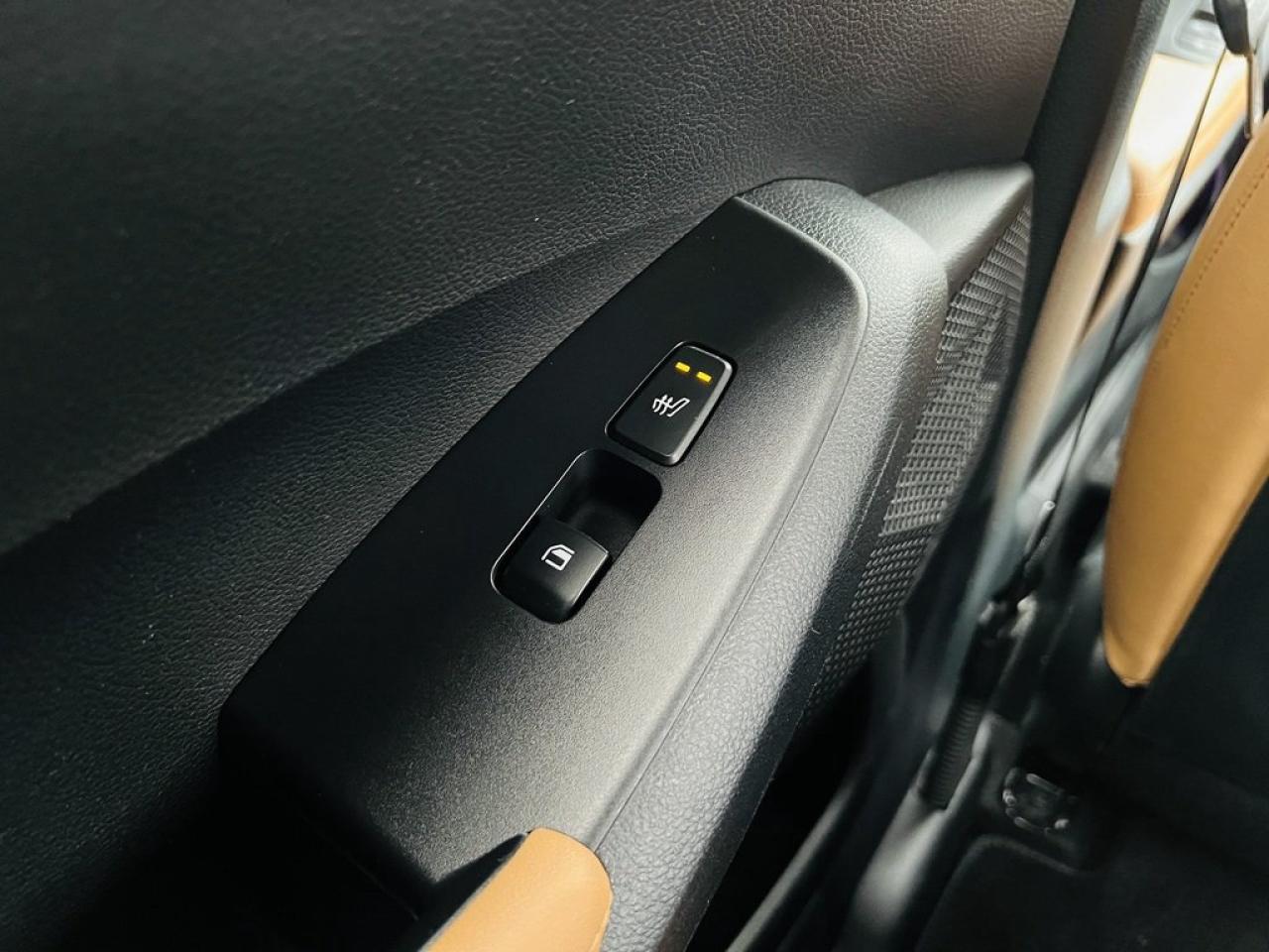 2024 Kia Seltos SX AWD   Leather, Remote Start, Sunroof Photo