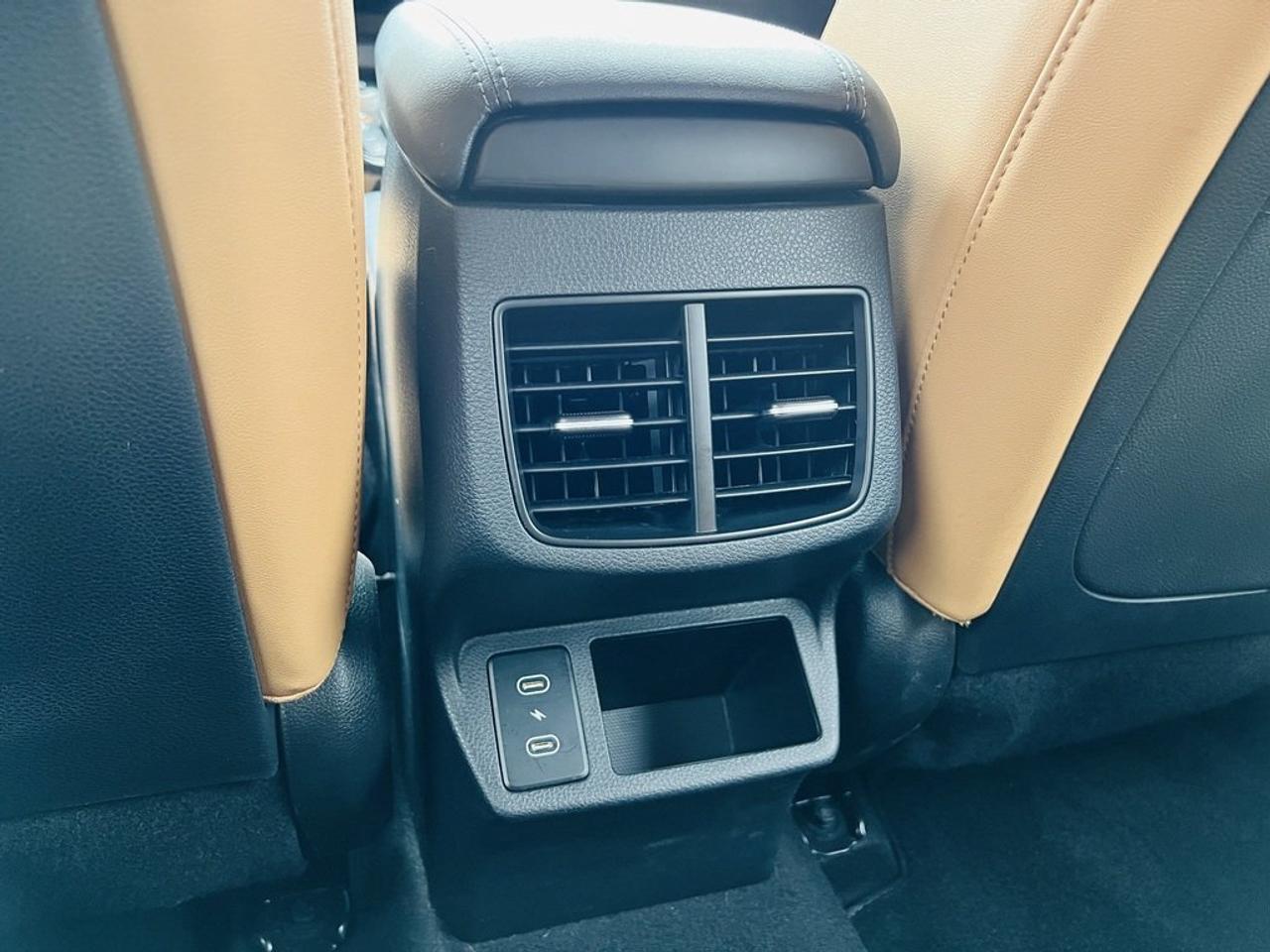 2024 Kia Seltos SX AWD   Leather, Remote Start, Sunroof Photo