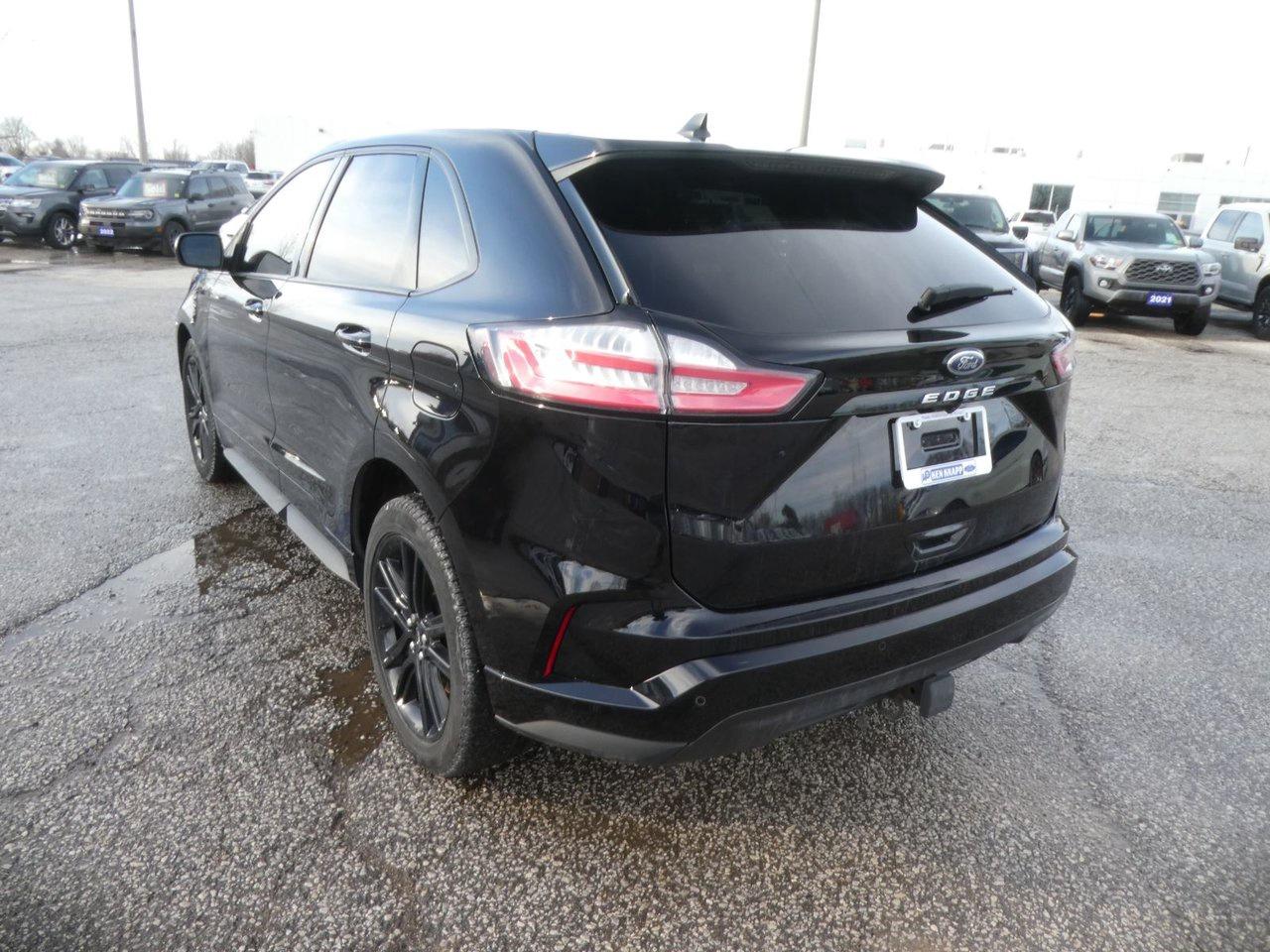 2022 Ford Edge SEL ST LINE Photo2
