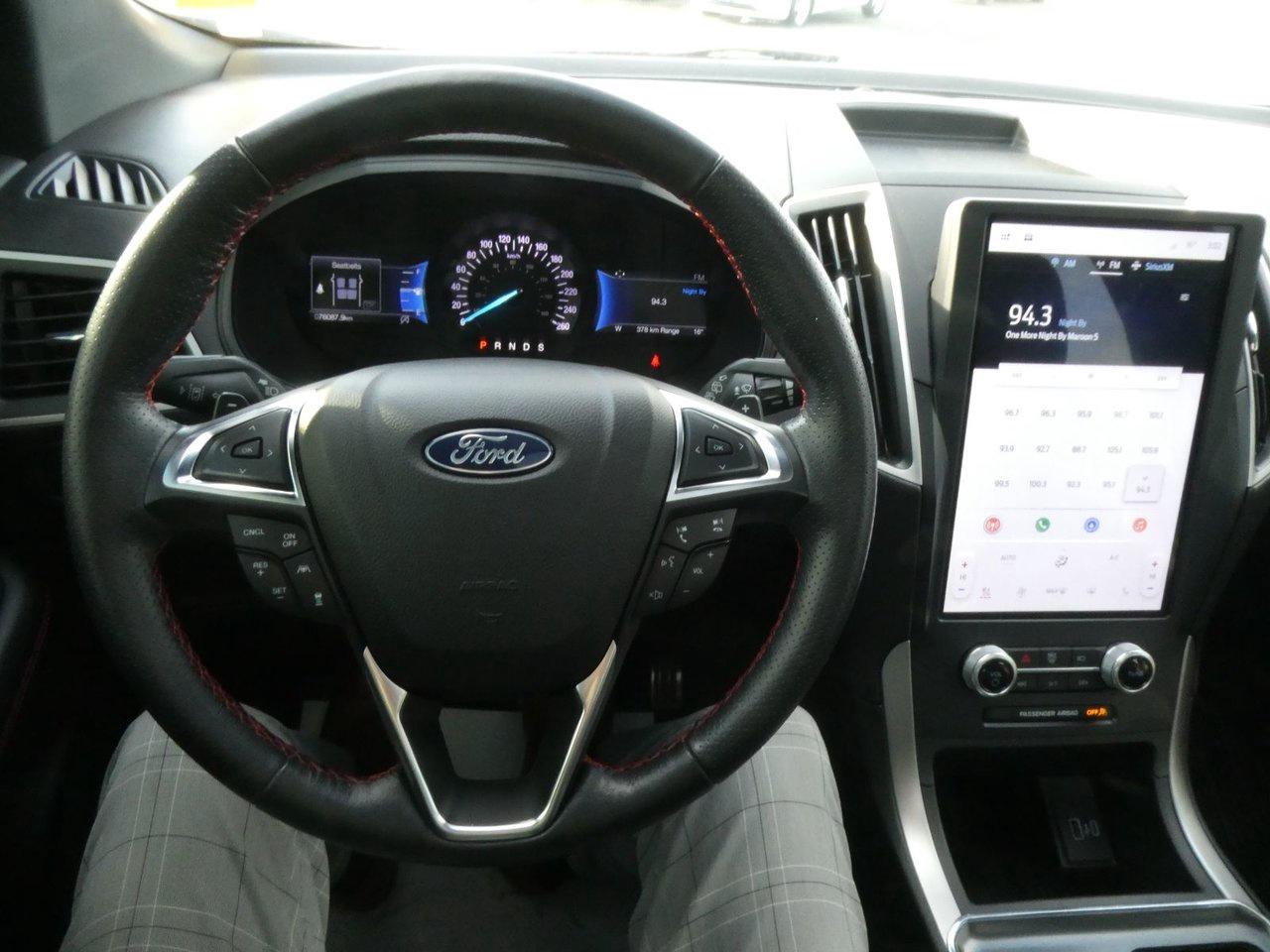 2022 Ford Edge SEL ST LINE Photo