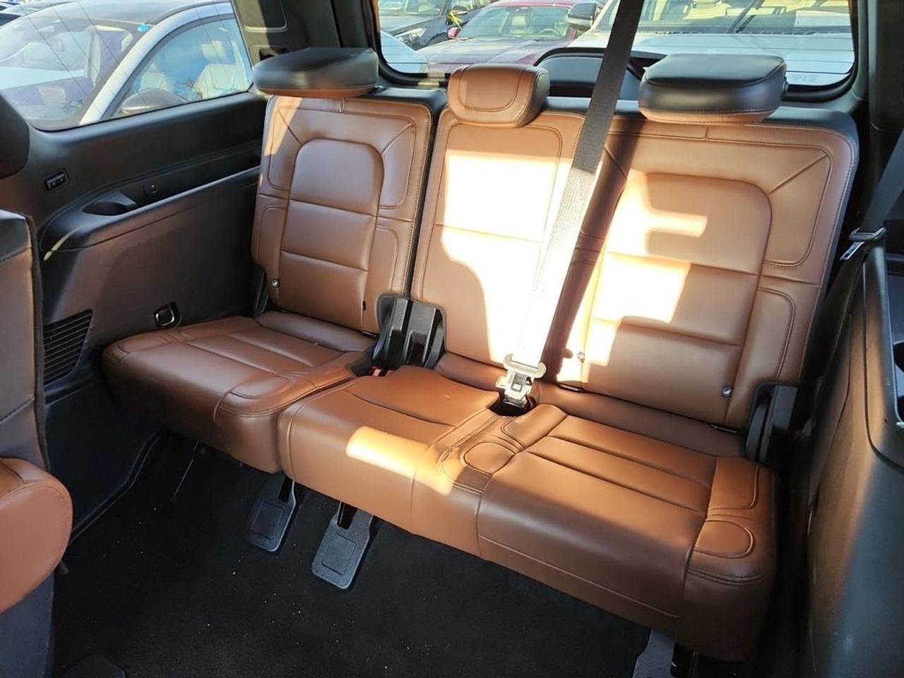 2022 Lincoln Navigator Reserve Photo2