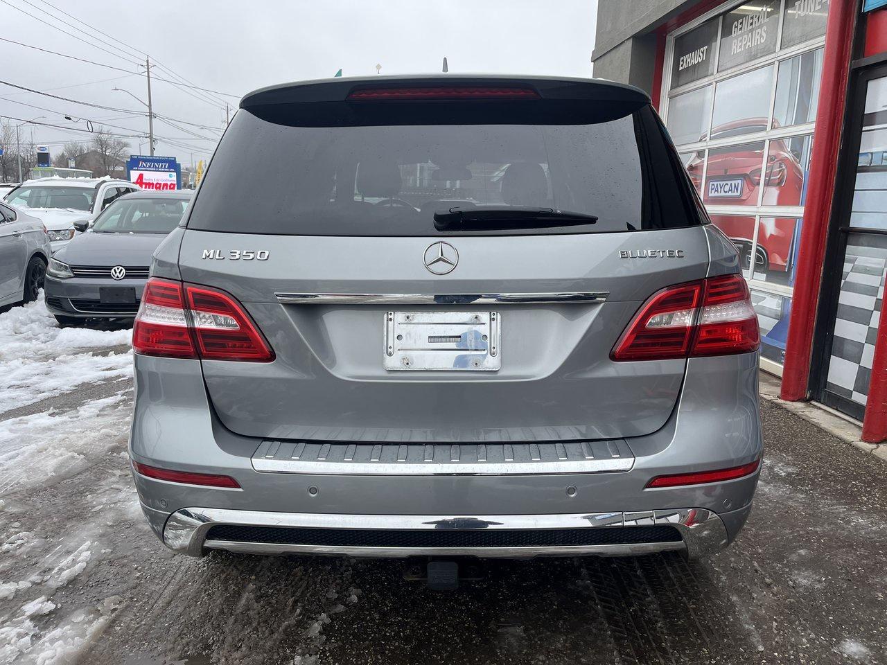 2015 Mercedes-Benz ML-Class ML 350 BlueTEC Photo4