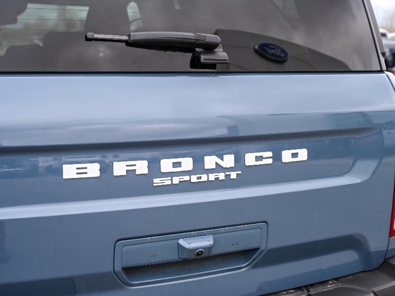 2026 Ford Bronco Sport Outer Banks Photo4