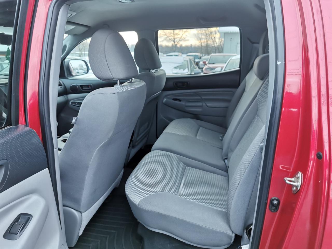 2015 Toyota Tacoma Double Cab V6 Long Bed Photo