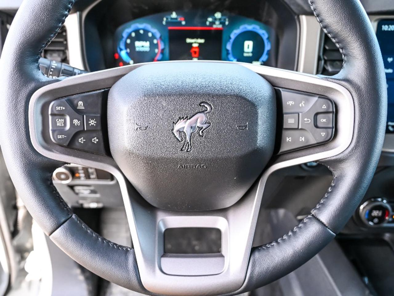 2026 Ford Bronco Outer Banks Photo