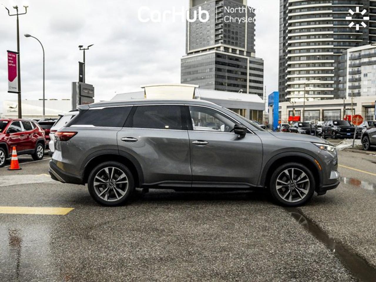 2023 Infiniti QX60 LUXE 7 Seater Sunroof 360 Camera Navi Heated Seats Photo