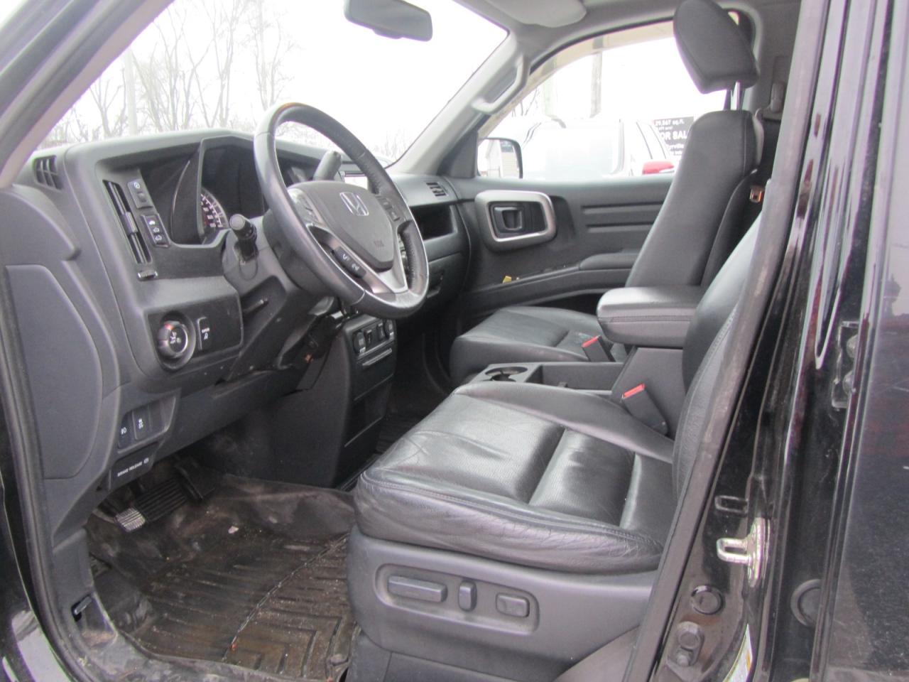 2014 Honda Ridgeline 4WD Crew Cab RTL Photo