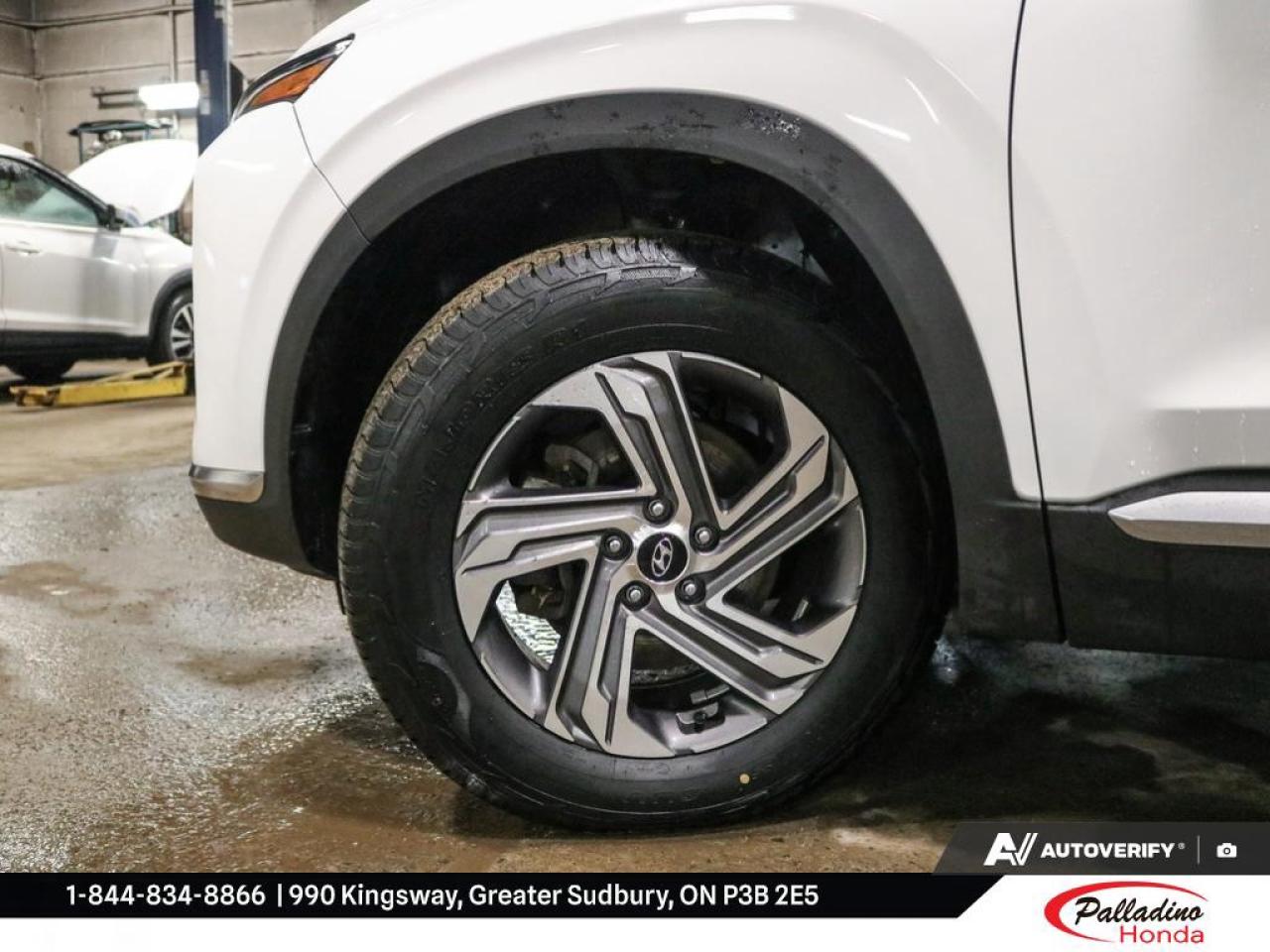 2023 Hyundai Santa Fe Preferred Photo