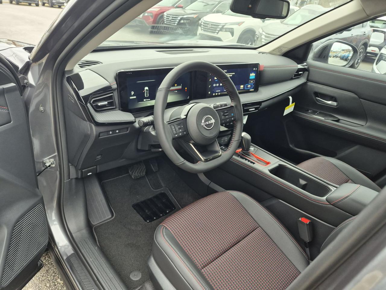 2026 Nissan Kicks SR PREMIUM Photo6