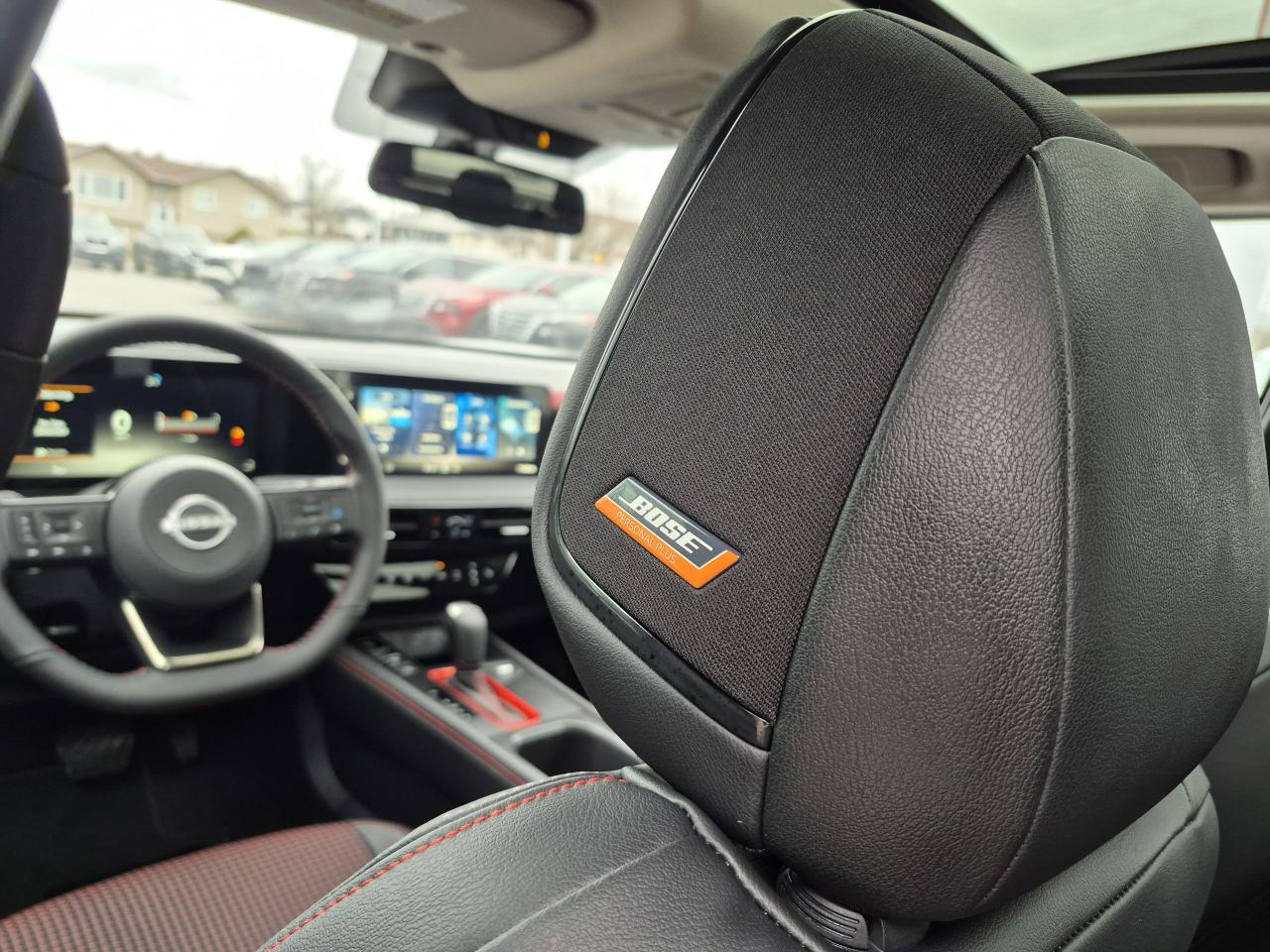 2026 Nissan Kicks SR PREMIUM Photo13