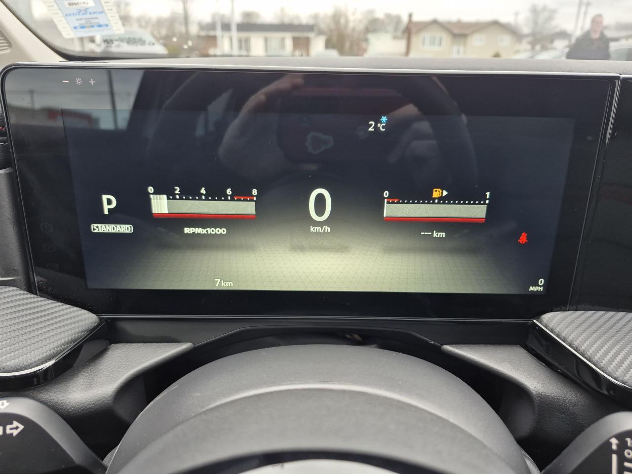 2026 Nissan Kicks SR PREMIUM Photo8