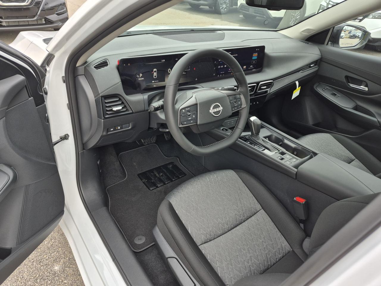 2026 Nissan Sentra SV Premium Photo6