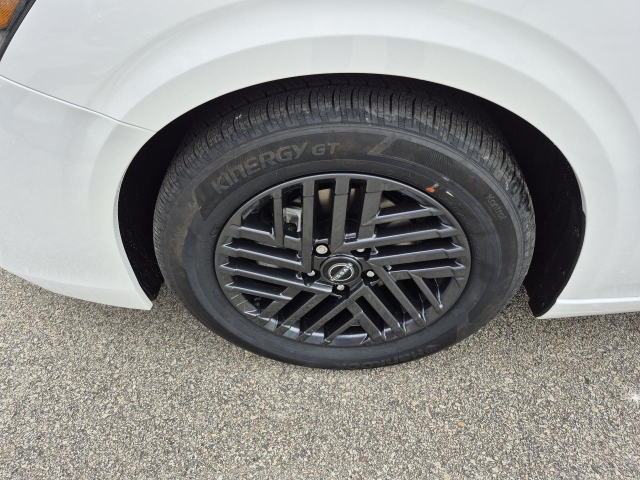 2026 Nissan Sentra SV Premium Photo16