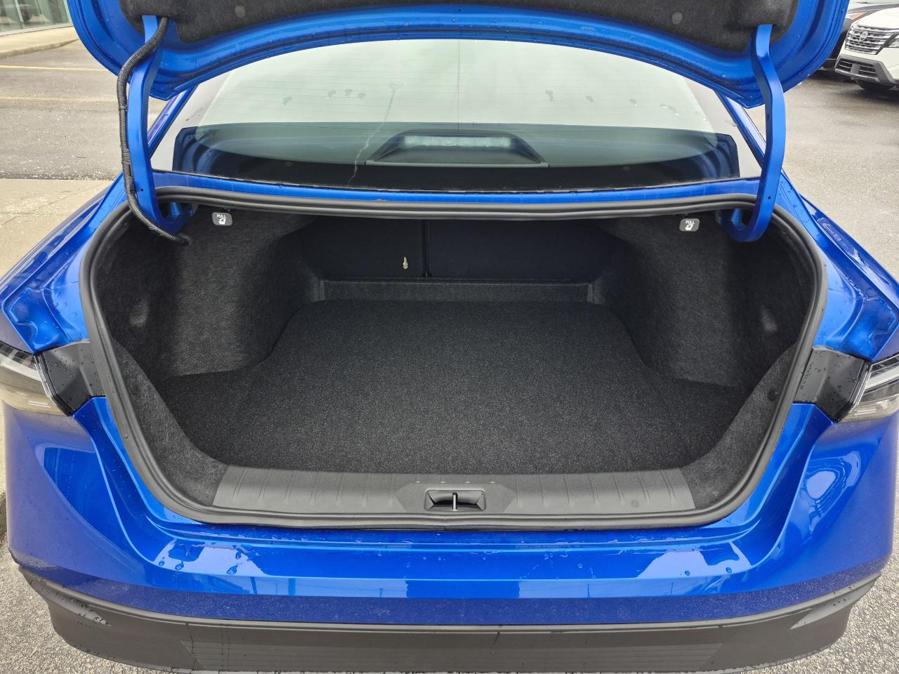 2026 Nissan Sentra SV Premium Photo15