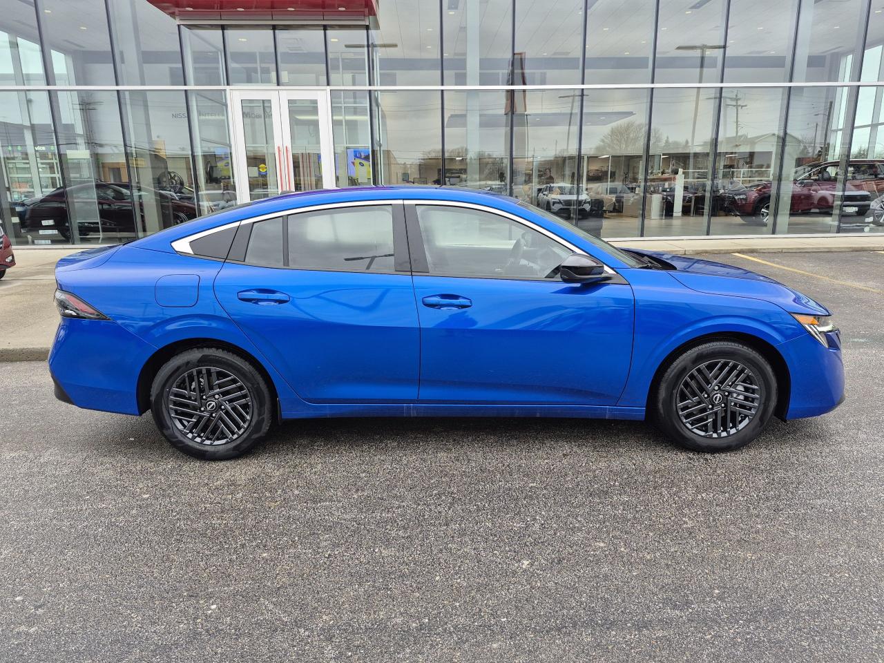 2026 Nissan Sentra SV Premium Photo5