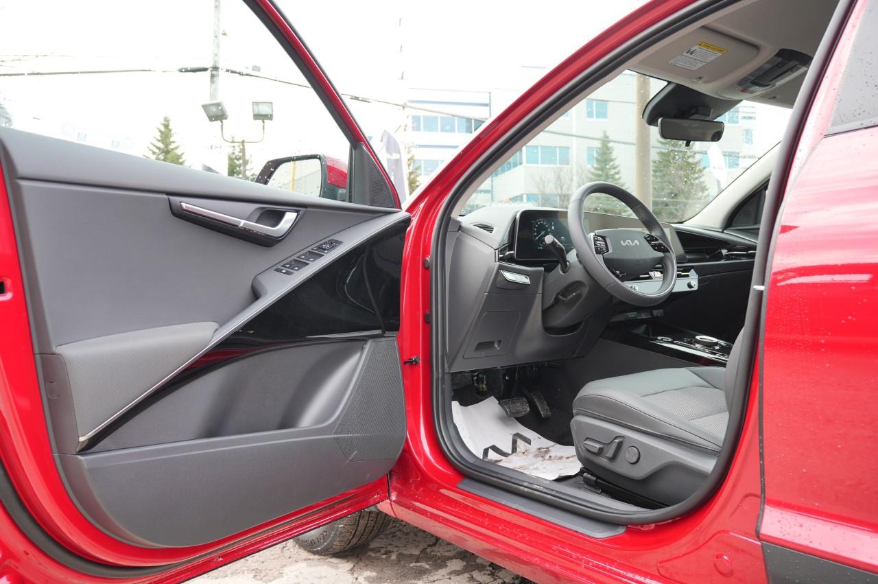 2026 Kia NIRO EV Wind  FWD Photo