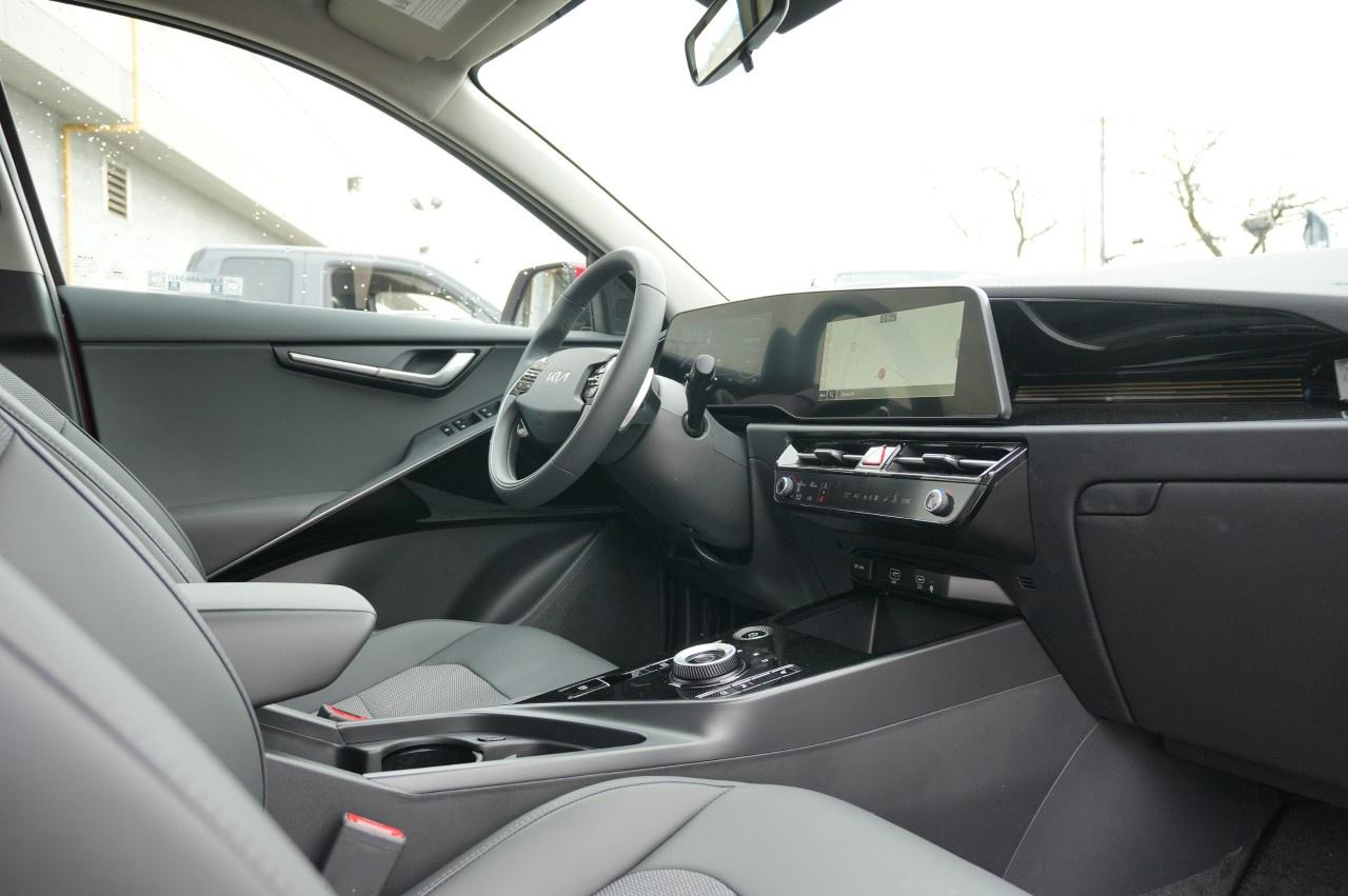 2026 Kia NIRO EV Wind  FWD Photo