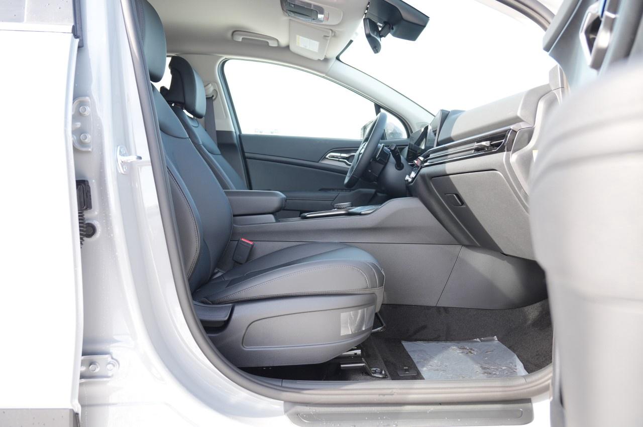 2026 Kia Sportage Hybrid EX AWD Photo