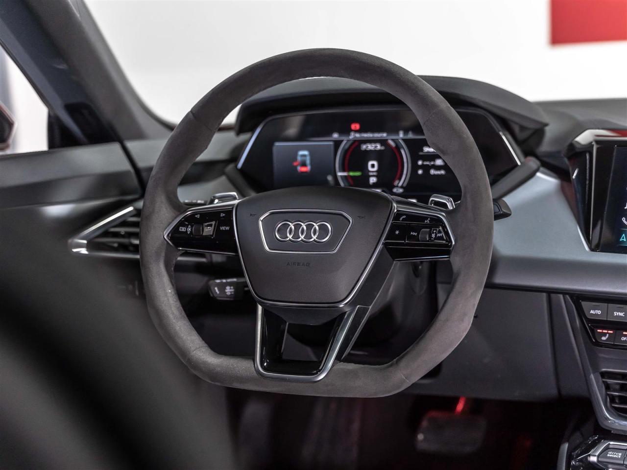 2022 Audi E-Tron GT QUATTRO|PREMIUM PLUS|B&O SOUND|ADAPT CRUISE|BLACK OPTICS Photo