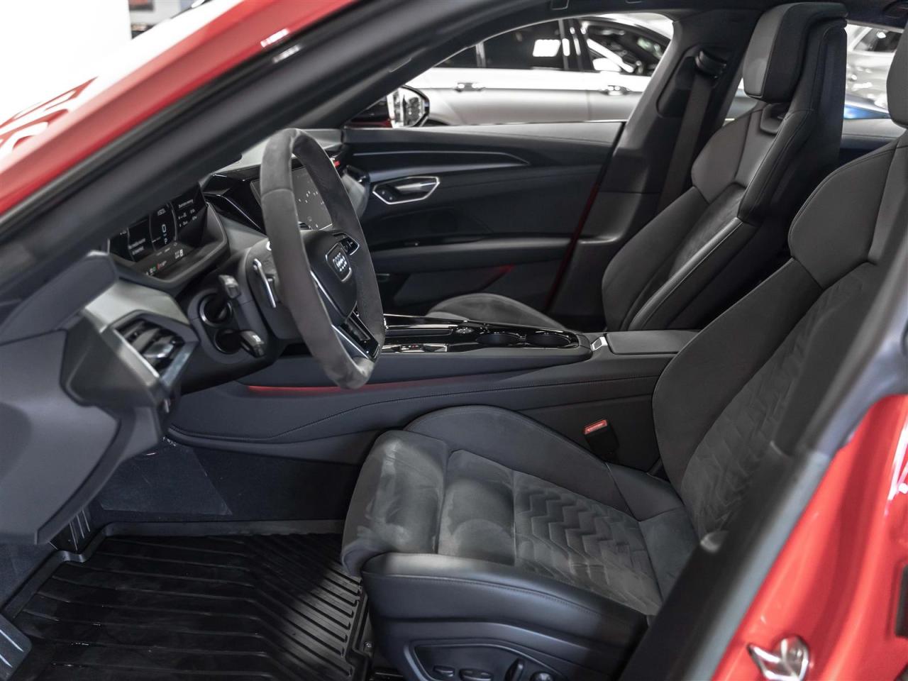 2022 Audi E-Tron GT QUATTRO|PREMIUM PLUS|B&O SOUND|ADAPT CRUISE|BLACK OPTICS Photo