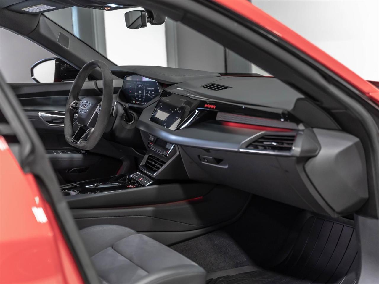 2022 Audi E-Tron GT QUATTRO|PREMIUM PLUS|B&O SOUND|ADAPT CRUISE|BLACK OPTICS Photo