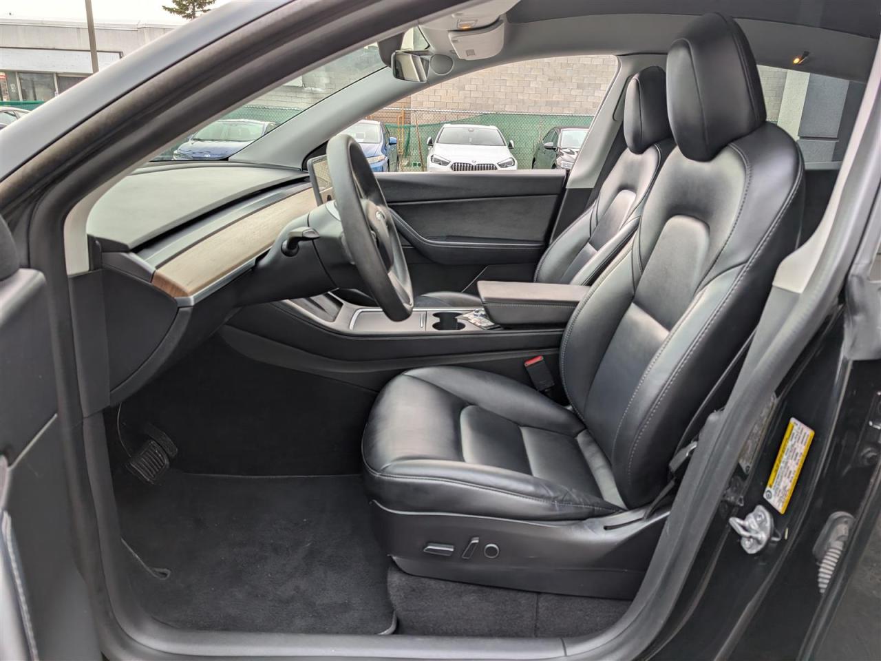 2021 Tesla Model Y STANDARD Photo