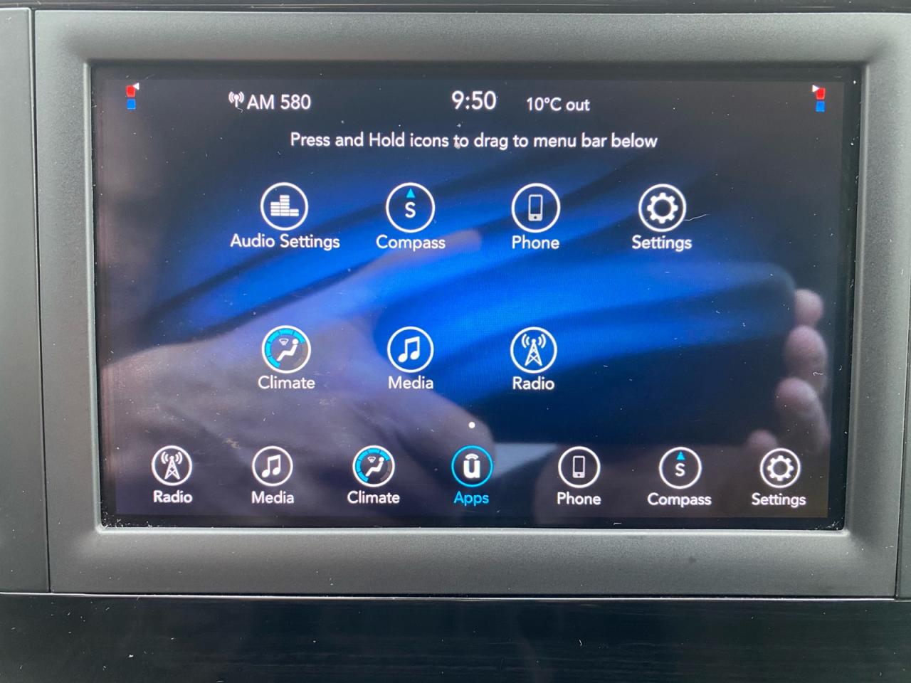 2018 Chrysler Pacifica Apple CarPlay | Android Auto | Rear Temperature Controls Photo
