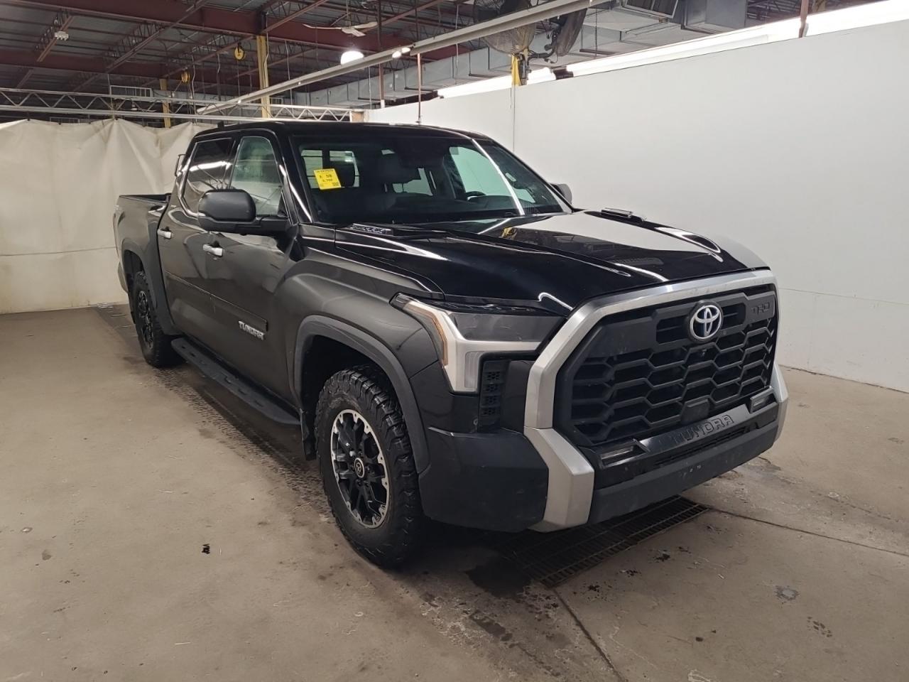 2023 Toyota Tundra LIMITED HYBRID CREW | TRD OFFROAD | 4X4 | NO ACCIDENTS Photo3