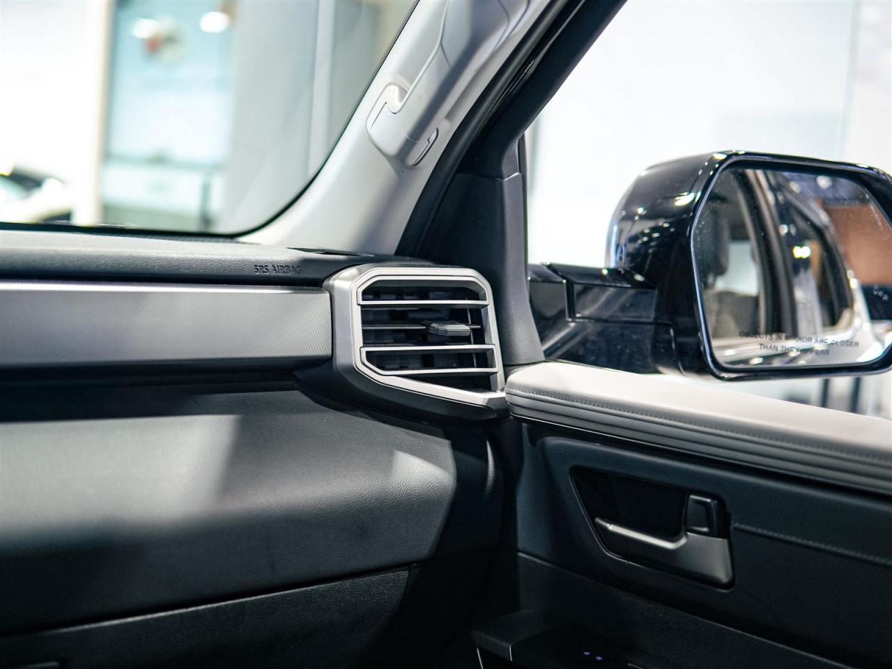 2023 Toyota Tundra LIMITED HYBRID CREW | TRD OFFROAD | 4X4 | NO ACCIDENTS | RED CALIPERS Photo