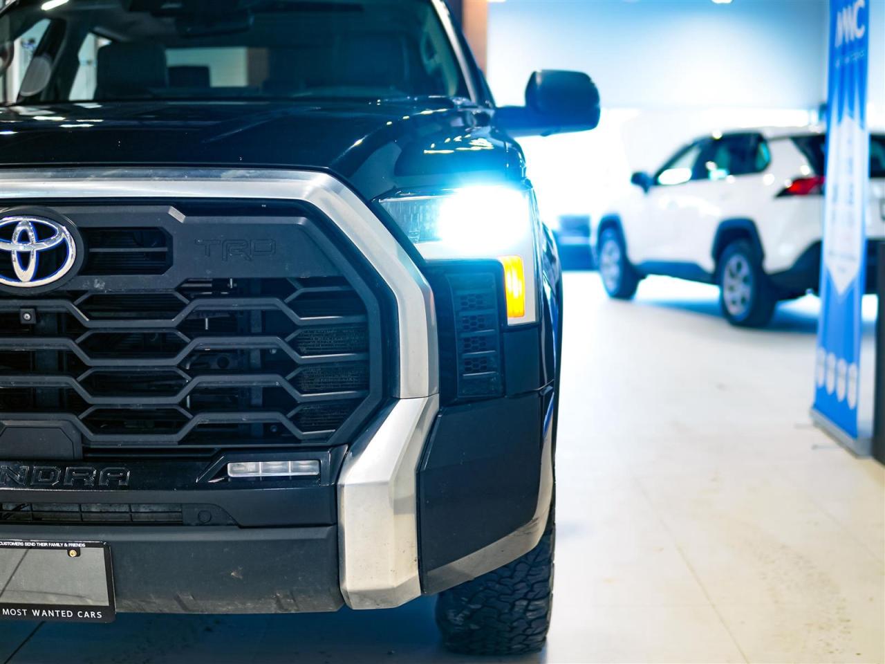 2023 Toyota Tundra LIMITED HYBRID CREW | TRD OFFROAD | 4X4 | NO ACCIDENTS | RED CALIPERS Photo